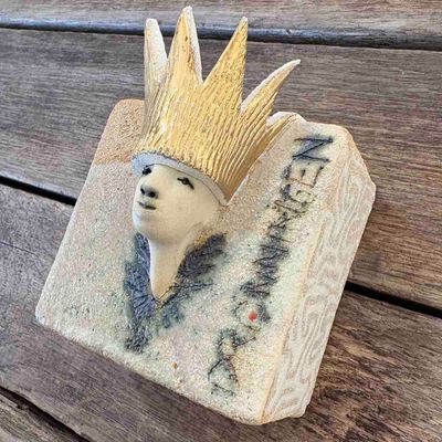 Kunstkloss, skulptur vegg ca 9x9 (M-613)
