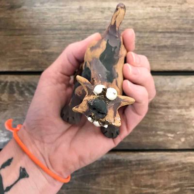 Mini hund, skulptur keramikk 10x9 cm