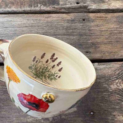 Hunder og blomster, kopp keramikk ca 7 cm 