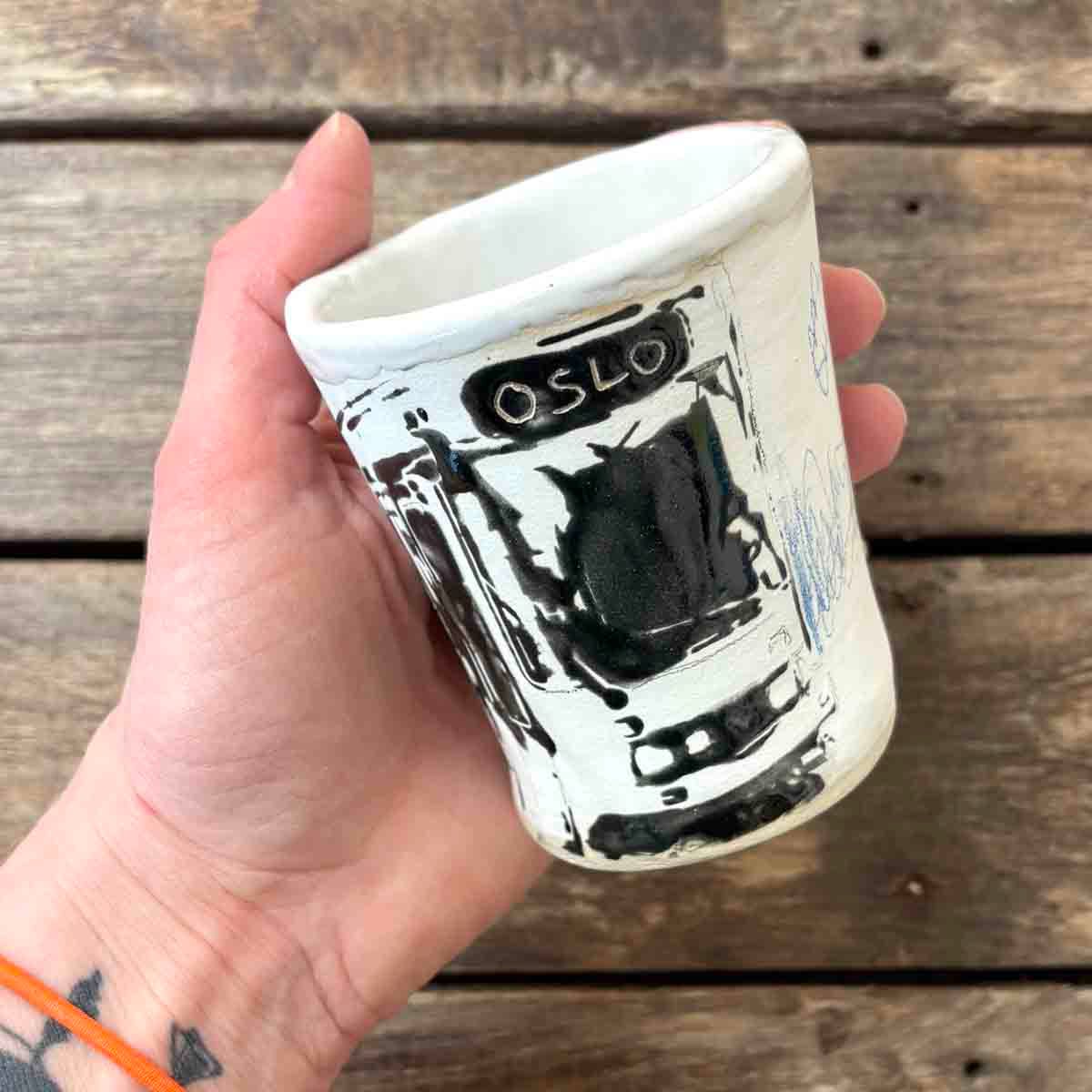 Oslotrikken, krus keramikk 9.5 cm