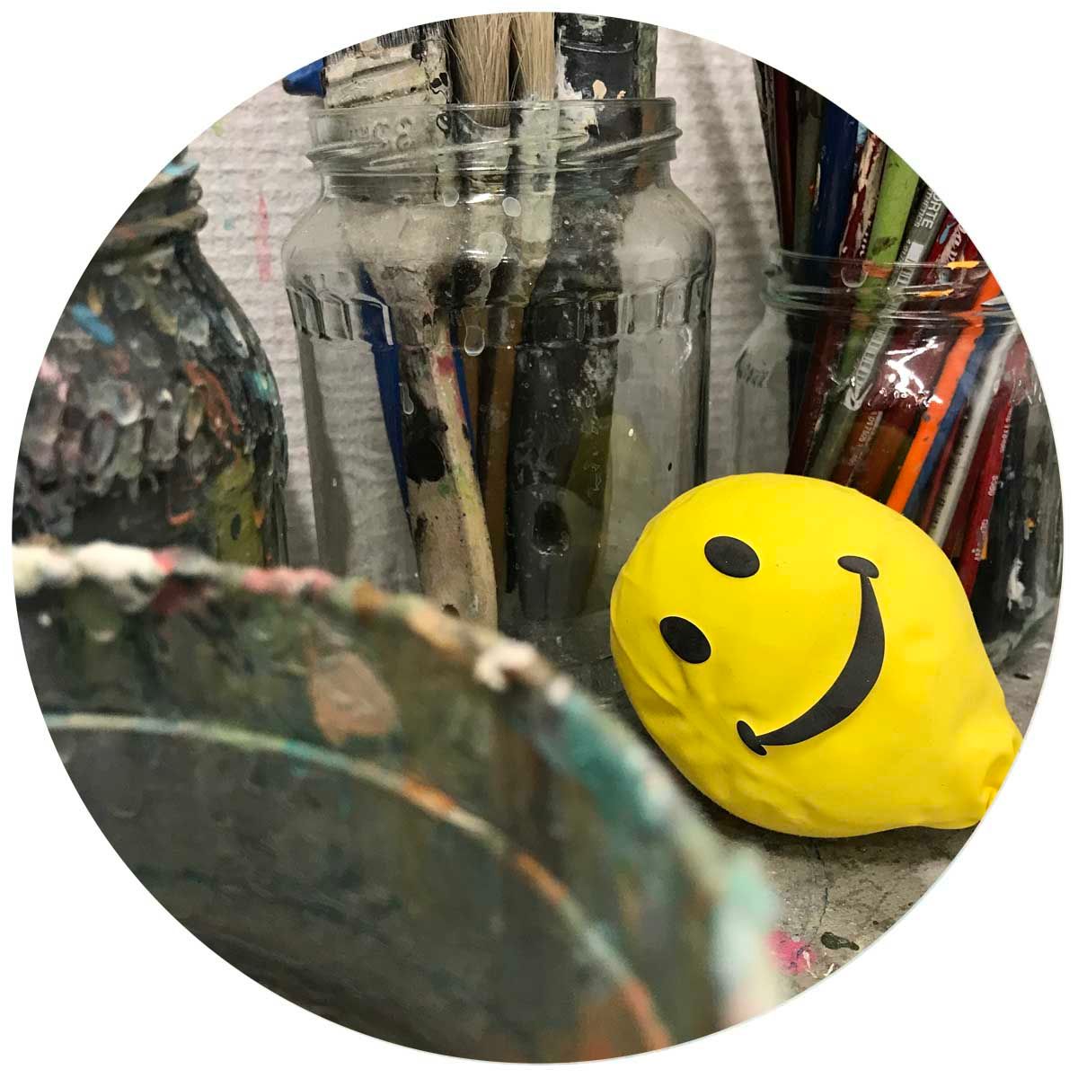 atelierbord med smileballong