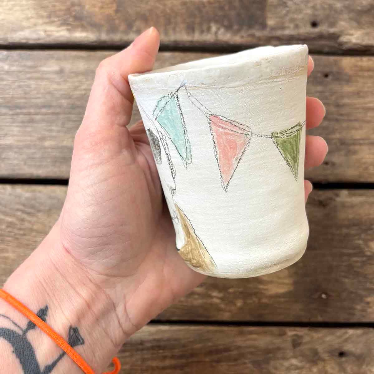 Scull party monkey, krus keramikk 9 cm